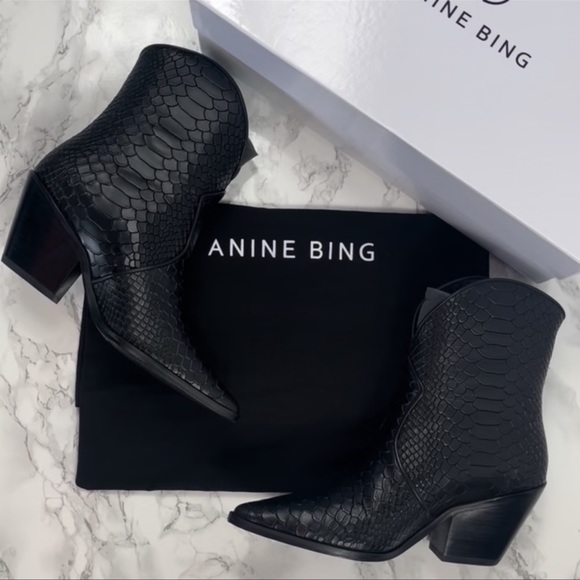 ANINE BING Easton Crocodile Textured Leather Boot With A Western Vibe (LAST ONE) - Picture 14 of 16